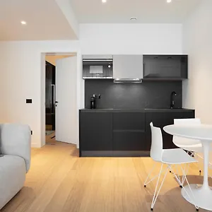 Appartement Sant'ambrogio Apartments, Reception H24